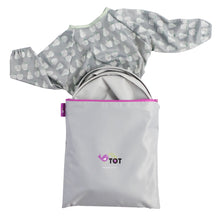 Load image into Gallery viewer, Tidy Tot Kit and TRAVEL BAG (kit: Bib and Tray in Travel Bag)