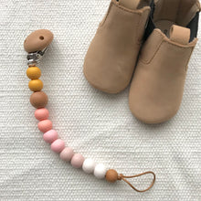 Load image into Gallery viewer, dummy clip australia melbourne silicone safety soother stylish babyshower teething