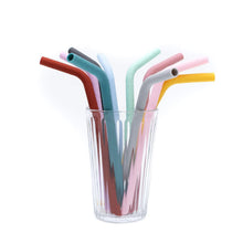 Load image into Gallery viewer, Bendie Environmentally Friendly Reuseable Silicone Straws WMBT