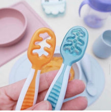 Load image into Gallery viewer, Num Num Pre Spoon Gootensil Dipper